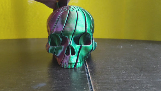 Sliding Fidget Skull
