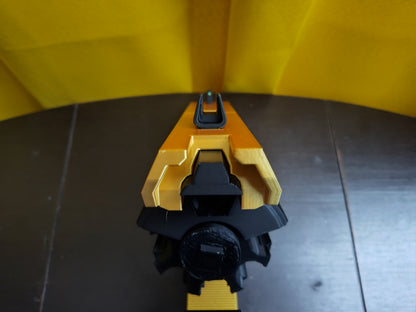 🔥 Fortnite Wrecker – Legendary Replica (Black & Gold) 🔥