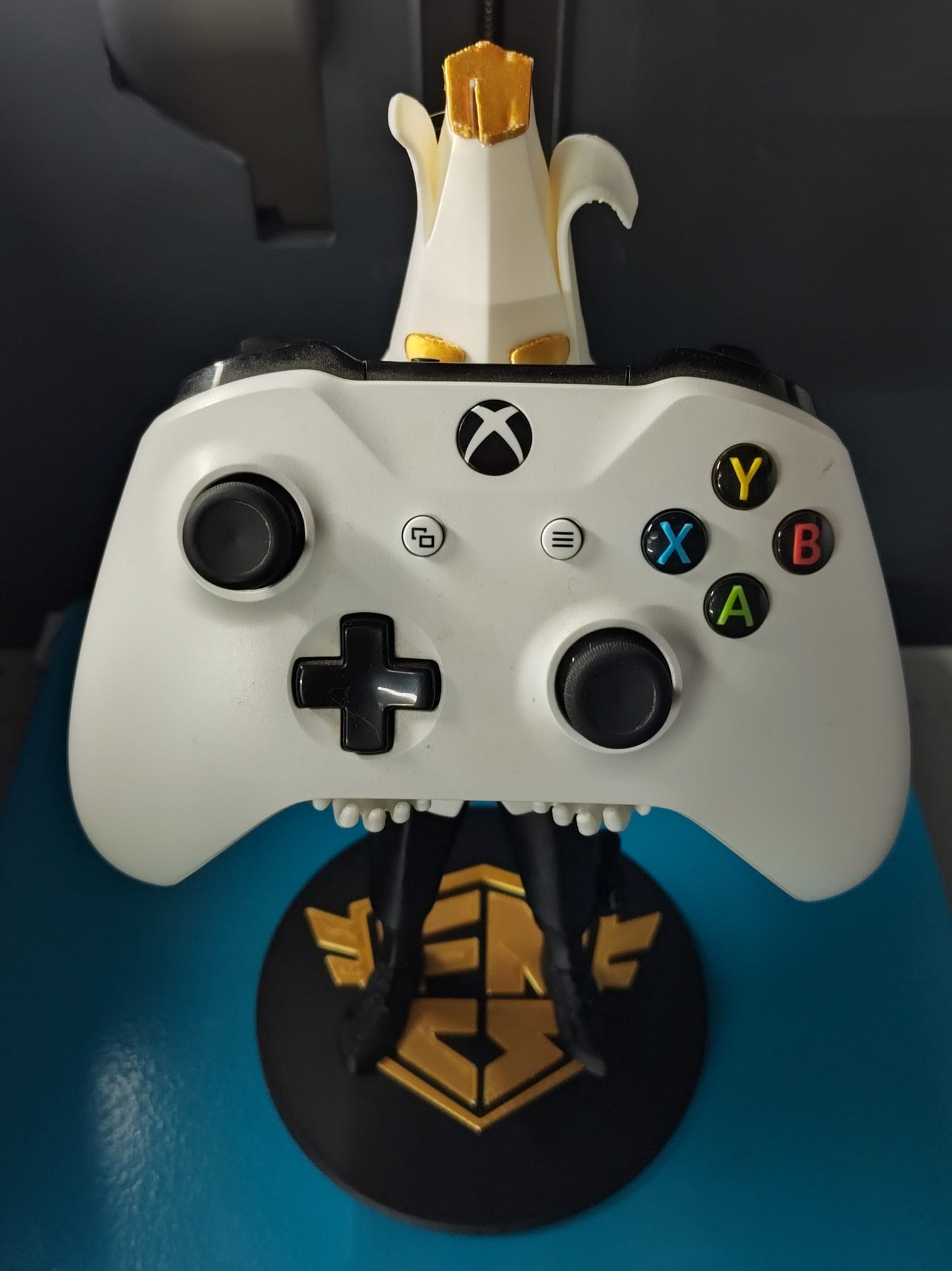 Custom 8½-inch tall Agent Peely Controller Stand Holder