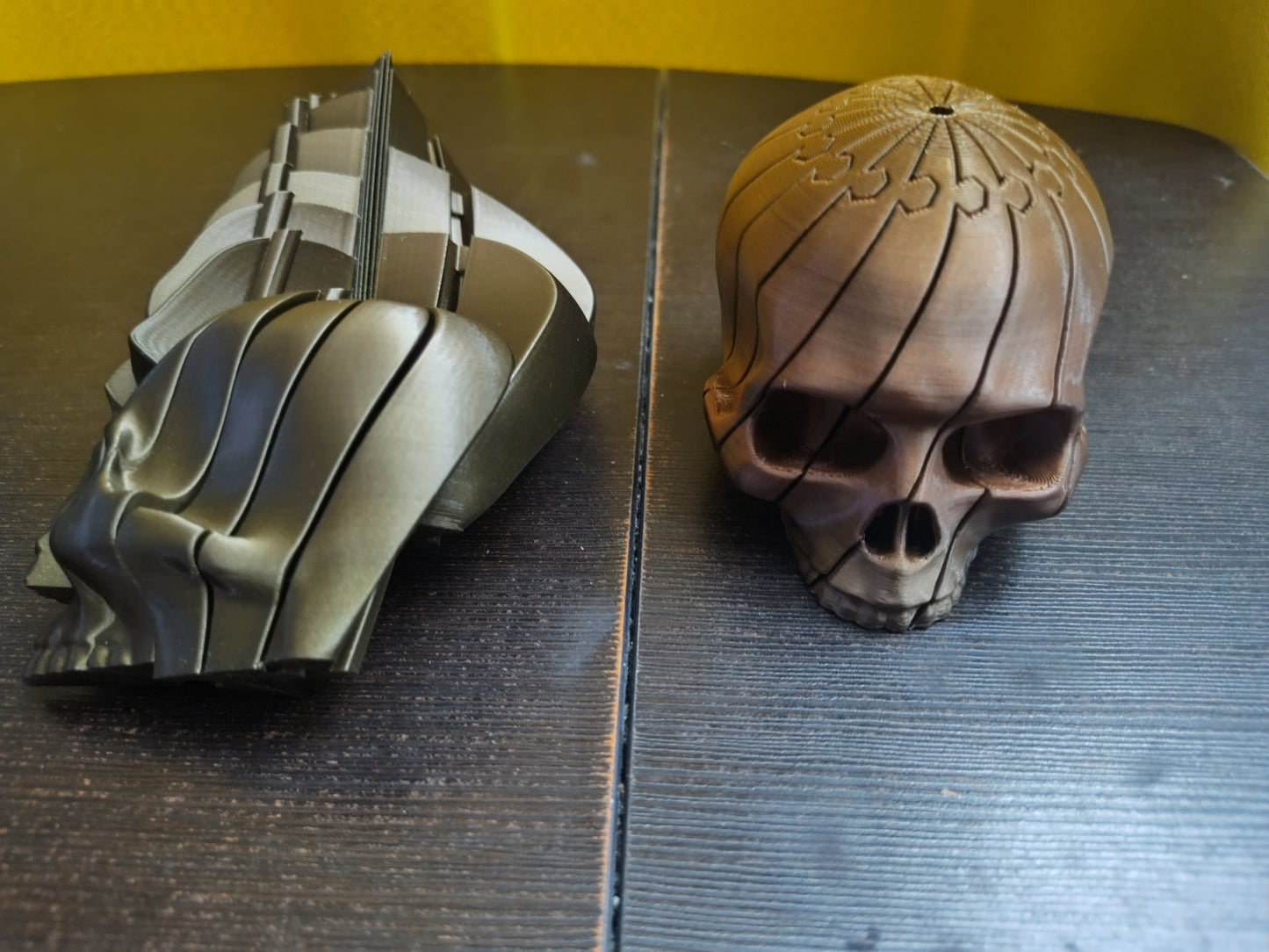 Sliding Fidget Skull