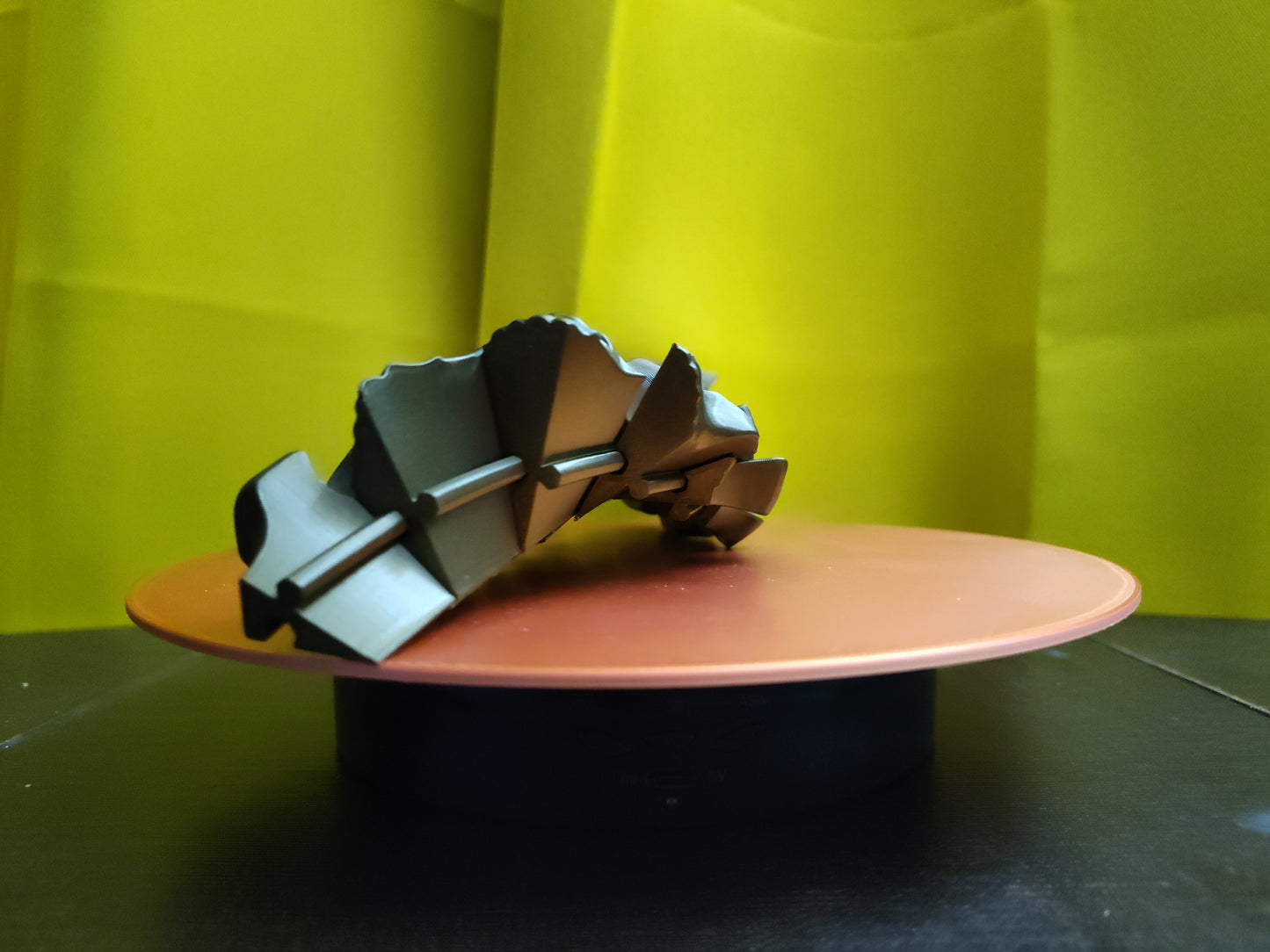 Sliding Fidget Skull